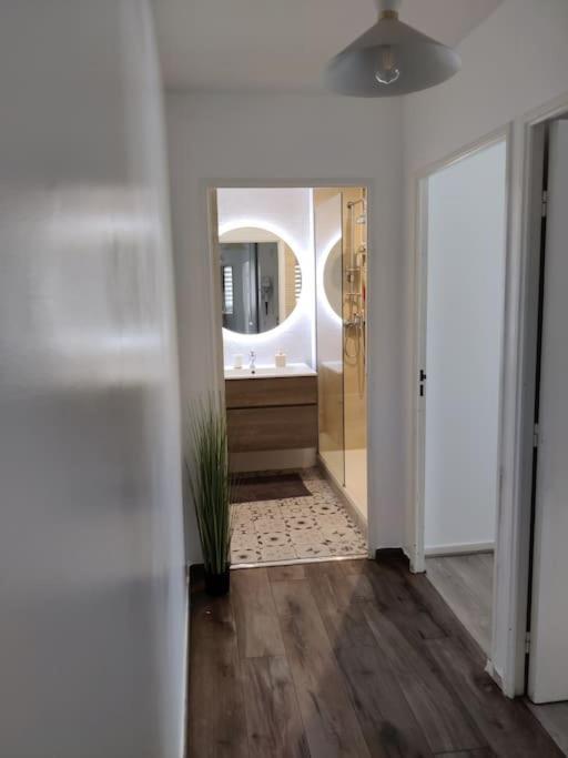App 5 Pers, Parking, 3Mn Rer A, 40 Mn Du Centre De Paris, Cergy Le Haut Exterior foto
