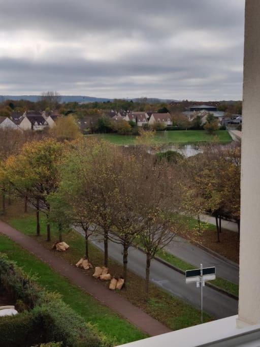 App 5 Pers, Parking, 3Mn Rer A, 40 Mn Du Centre De Paris, Cergy Le Haut Exterior foto